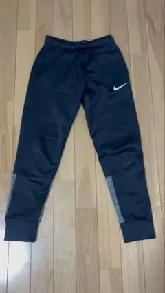 Nike Dri-FIT ブラックパンツ Sサイズ