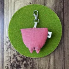 【ねこが生やせるバッグチャーム】オリジナルハンドメイド布製キーホルダー　ゆるい猫