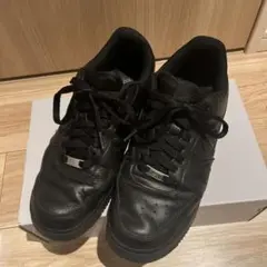 NIKE AIR FORCE 1 '07