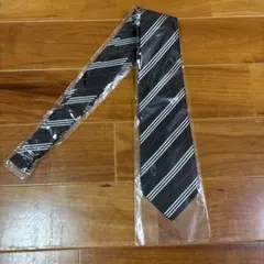 【クリーニング済み】BURBERRY LONDON ネクタイ　シルク100%のサムネイル
