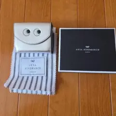 ANYA HINDMARCH アニヤハインドマーチ 三つ折り財布のサムネイル