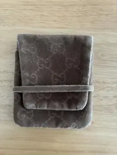 Gucci ブラウン ベルベット アクセサリーポーチ　グッチ