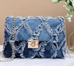 デニム　ブルー フリンジショルダーバッグ ピンク　約18cm x 21cm