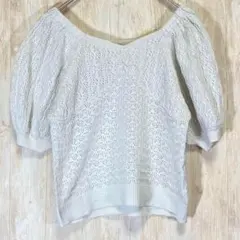 NICE CLAUP アイボリー　レースニット　甘め　スクエアＶネック　可愛い