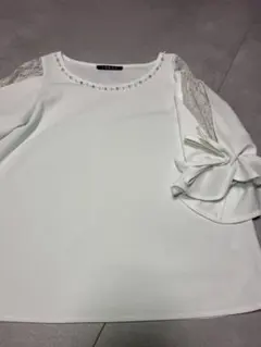 Item thumbnail for item 5ce6b0c5-67c2-46d8-bca3-36a7686a3ad9