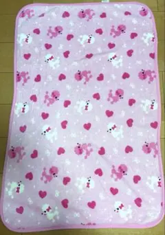 プードルとハート柄フリースブランケット 膝掛け 約70cm x 100cm