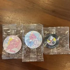 BT21 くら寿司 缶バッジ アクリルステッカー 3点セット