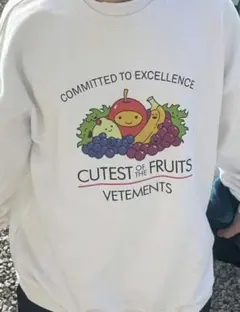 VETEMENTS CUTEST OF THE FRUITS スウェットのサムネイル