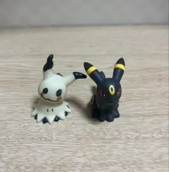 ポケモン　ミミッキュ ブラッキー　フィギュアセット　指人形