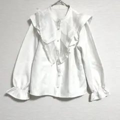 tocco closet ブラウス ホワイト フリル 可愛い サイズMのサムネイル