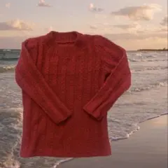 赤 ケーブルニット 長袖セーター
