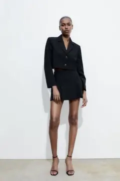 ボックスプリーツ入りスカンツ