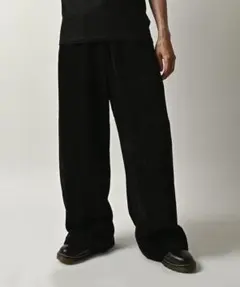ブラック コーデュロイ ワイドパンツ