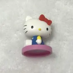 ハローキティ　コラボレーションチョコエッグ