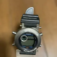希少】G-SHOCK FROGMAN DW-8200F-4JR 通称：赤蛙 - メルカリ