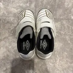umbro アンブロ　サッカーシューズ　18センチのサムネイル