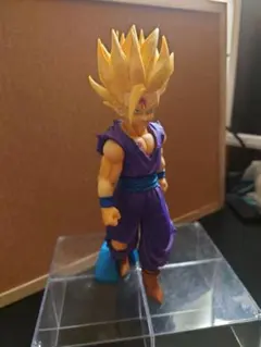 ドラゴンボールZ　出陣　孫悟飯　フィギュア　超サイヤ人2