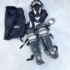 Item thumbnail for item 7b765e20-4fd7-4e2c-893f-bf251e77c55e