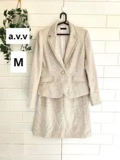 レディース　スカートスーツ　セットアップ　ツイード　アイボリー　M a.v.v