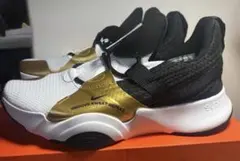 【セール】NIKE スニーカー ホワイト/ゴールド/ブラック