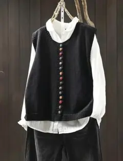 黒 ニットベスト ボタン付き