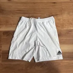 adidas 白 ハーフパンツ