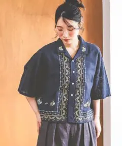 ニコアンド　ボタニカルリワークシャツのサムネイル