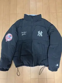 New York Yankees ダウンジャケット ブラック