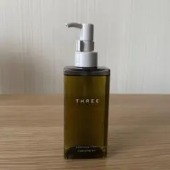 THREE バランシングクリアクレンジングオイルのサムネイル
