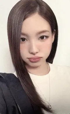 TWICE ナヨン ポップアップ 購入特典1万円 ランダムトレカ