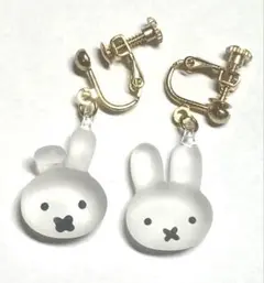 70周年ミッフィー展限定 HARIO ダーン ピアス クリア ガラス - メルカリ