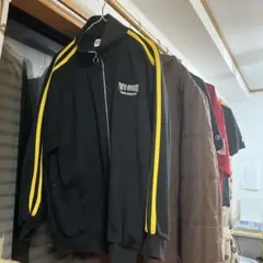 TOKYO REVENGERS シナモロール ジャージ