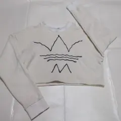 アディダス オリジナルス クロップド スウェット 手書き風ロゴ