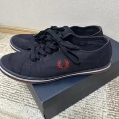 FRED PERRY フレッドペリー　スニーカー 紺色　27cm（中古品）のサムネイル