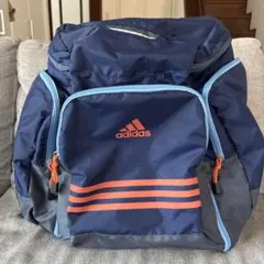林間学校　adidas ネイビー オレンジ リュック