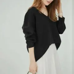 新品未使用Ur’s Vネック ニットセータービックシルエット