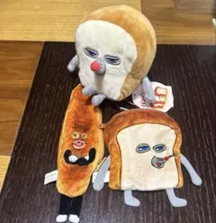 【パンどろぼう】ぬいぐるみ　カラビナ付きポーチ