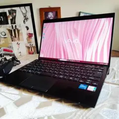 VAIO ProPG 12世代 i5 1235U 16G 256G FHDのサムネイル
