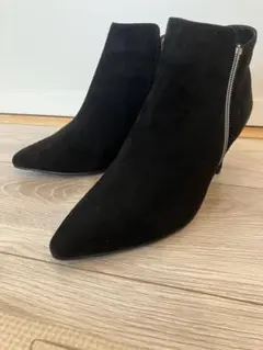 ✴︎未使用級✴︎Riz raffineeブラックスエードブーツ　23.5cm