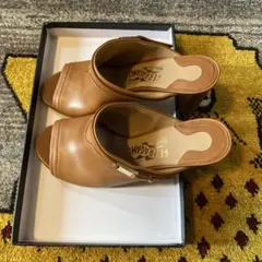 FERRAGAMO オープントゥサンダル