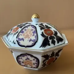 d*m様 有田焼 蓋付き煮物椀 八角形 多色 花柄 錦松梅 和食器 小物入れ