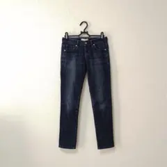 UNIQLO スキニーデニム 22 (56cm)