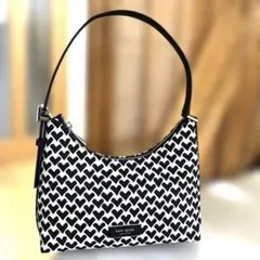 ［美品］ケイトスペードニューヨーク　ショルダーバッグ　ハート柄　白×黒