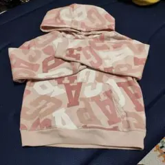 GAP　ピンクホワイトロゴパーカー 150cm
