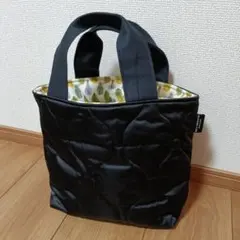 キルティングバッグ　ブラック　巾着型