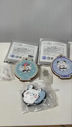 ちいかわ　モモンガ　ウッドスタンドキーホルダーセット売り