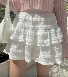 フリル付き ホワイトフレアスカート 韓国