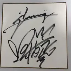 さ*き様 【当選品】Creepy Nuts 直筆サイン入り ケンタッキーカード【 2025年最新】CREEPY nuts サインの人気アイテム - メルカリ