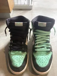 Nike Air Jordan 1 High OG Green Glowのサムネイル