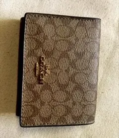 coach ＊ 三つ折り財布(新品！)